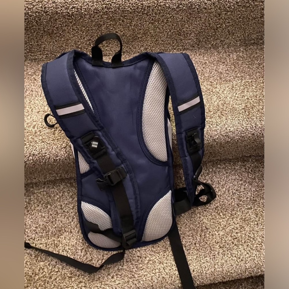 Water Buffalo Hydration Backpack - Picture 4 of 4